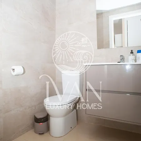 Casa Matias Ivan Luxury Homes 9ªlta Norte 1ªlinea